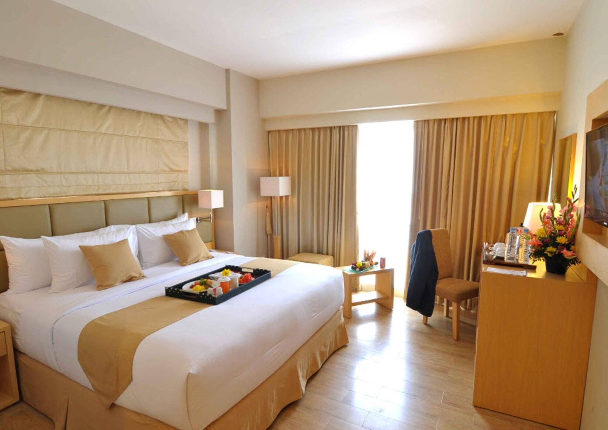 Star Hotel Σεμαράνγκ Εξωτερικό φωτογραφία