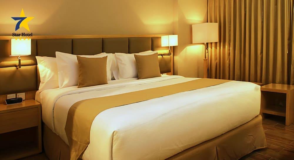 Star Hotel Σεμαράνγκ Εξωτερικό φωτογραφία