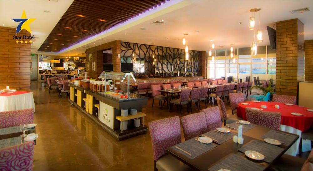 Star Hotel Σεμαράνγκ Εξωτερικό φωτογραφία