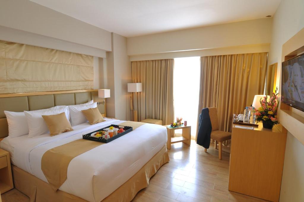 Star Hotel Σεμαράνγκ Δωμάτιο φωτογραφία